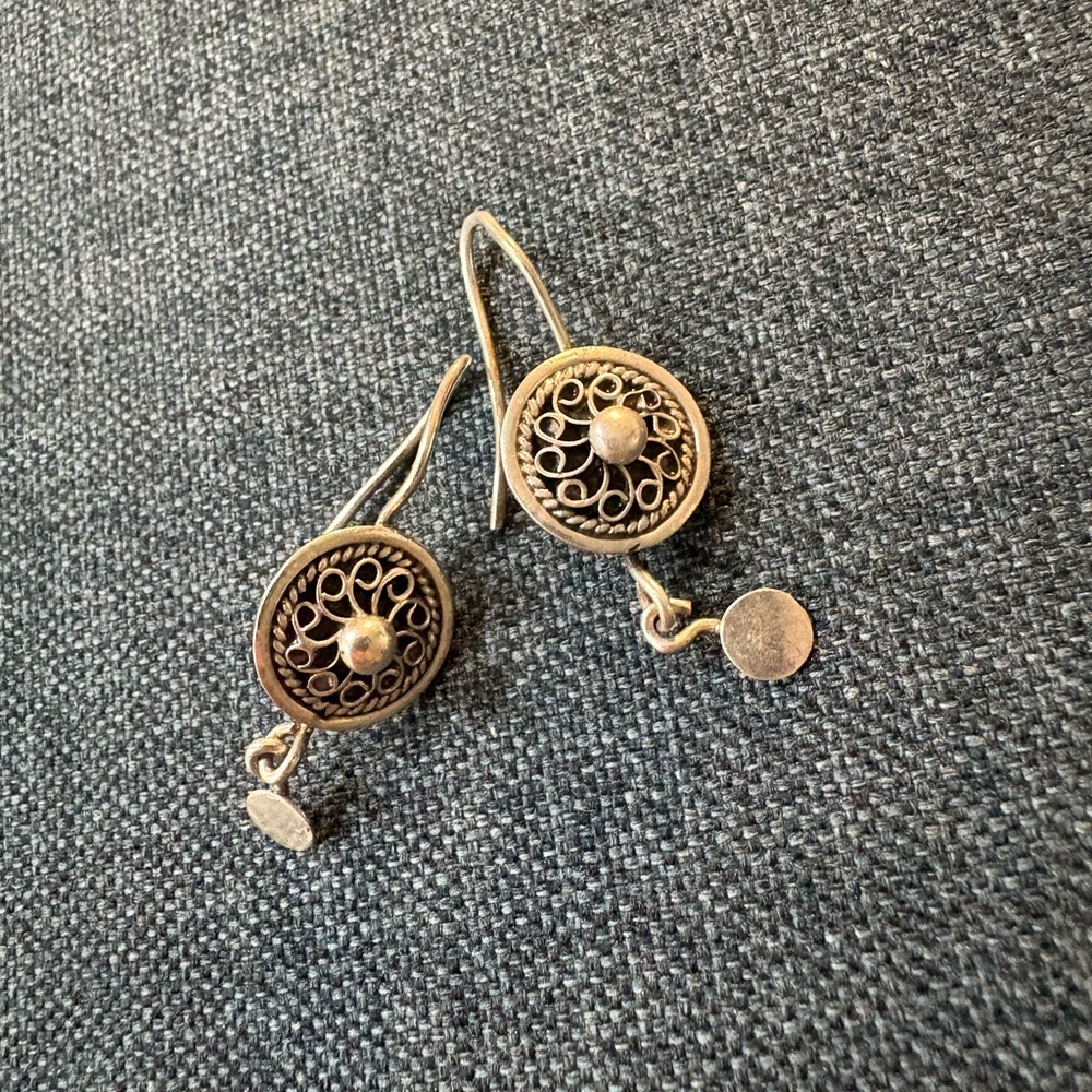 Silver Filigree Dangle Earrings